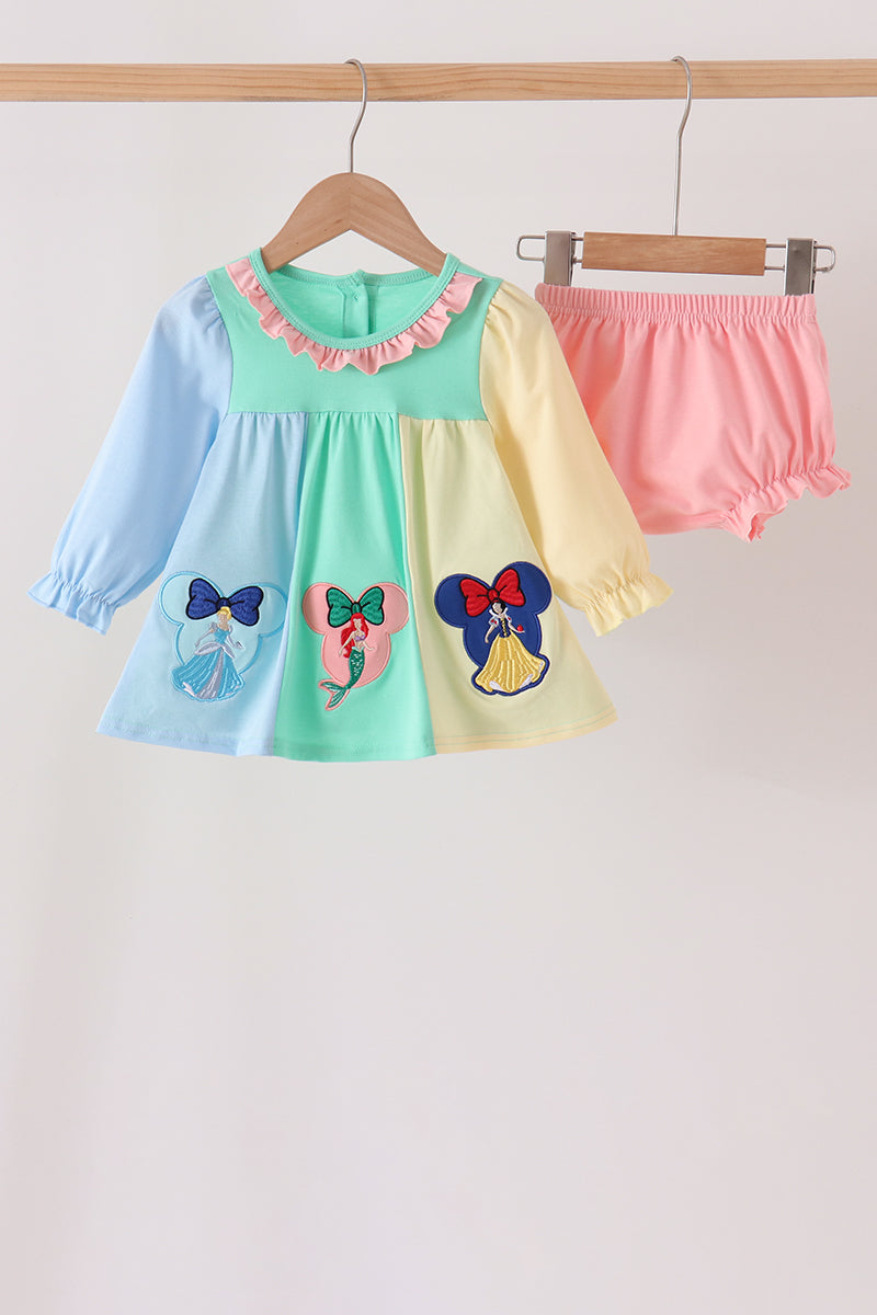 Colorblock character applique ruffle bloomer set