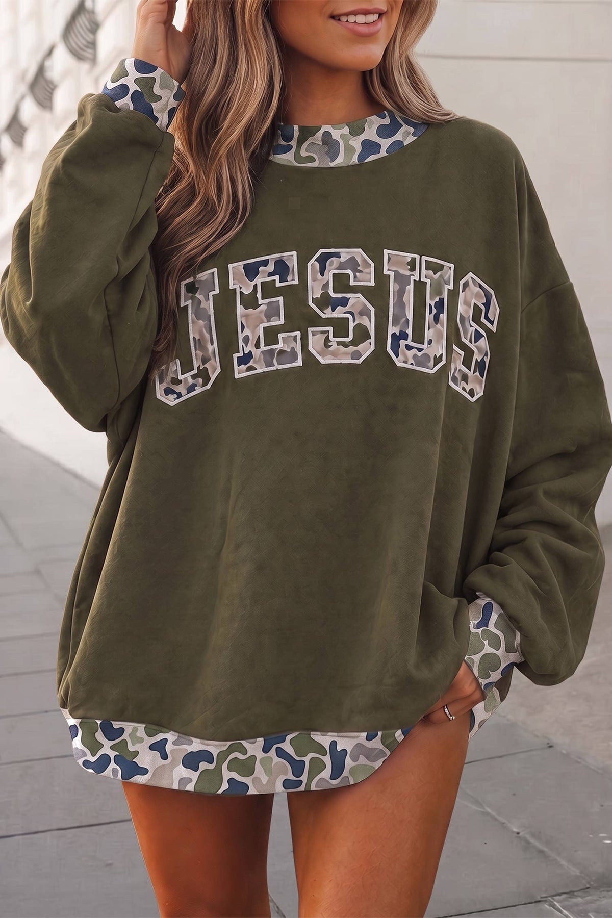 Western Mallard Duck Letter Mockneck Sweatshirt | S-4X